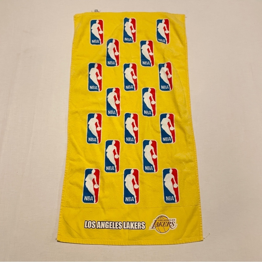 Vintage LA Lakers NBA McArthur Sports Towel 38x19 Yellow